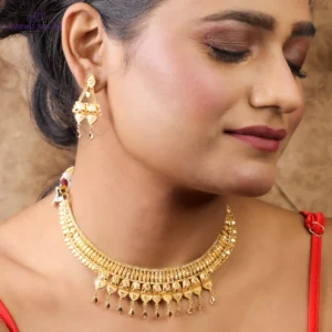 Radiant Elegance Gold Necklace